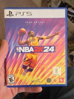 Sony PS5 NBA 2K24 Kobe Bryant Edition - Purple & Yellow